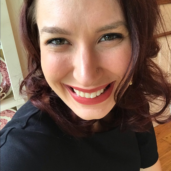 Meet your Posher, Ruthanne - Picture 1 of 1